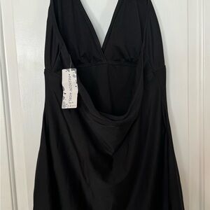 Brand New Fashion World Women’s Black One-Piece Swimsuit Size 2XL